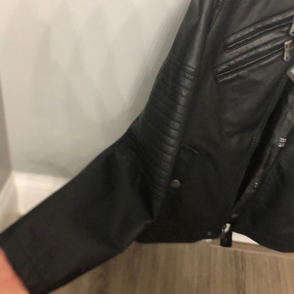 Urban Republic jacket - Picture 6 of 15